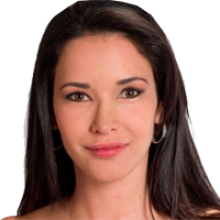 Adriana Campos 